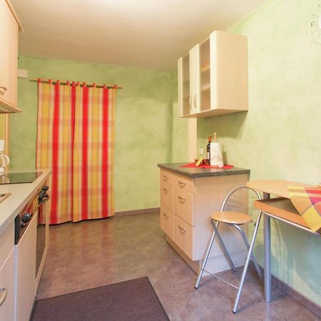 Apartment Close To Hiking And Cycling Trails Lambertsberg Bagian luar foto