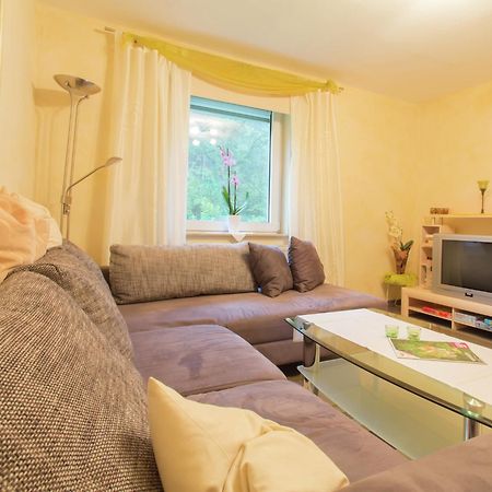 Apartment Close To Hiking And Cycling Trails Lambertsberg Bagian luar foto
