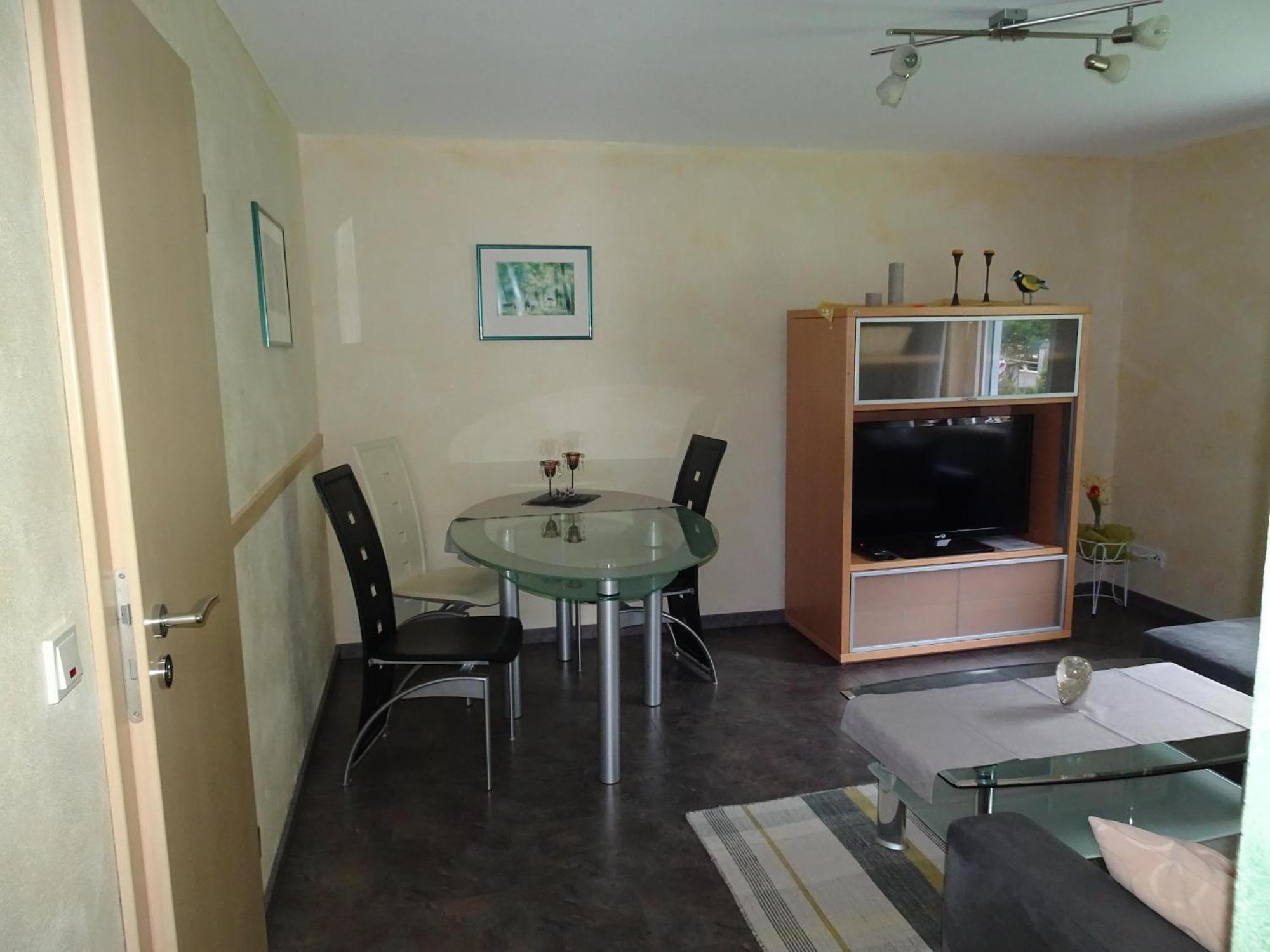 Apartment Close To Hiking And Cycling Trails Lambertsberg Bagian luar foto