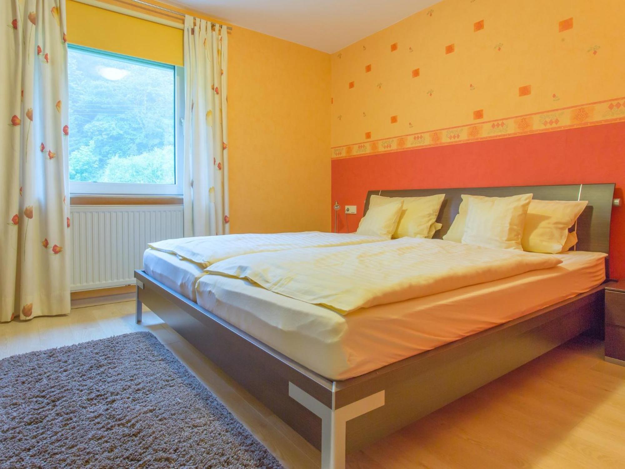 Apartment Close To Hiking And Cycling Trails Lambertsberg Bagian luar foto