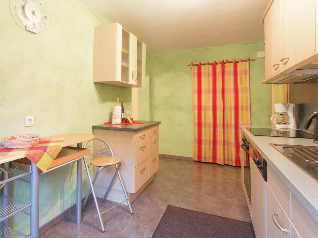 Apartment Close To Hiking And Cycling Trails Lambertsberg Bagian luar foto